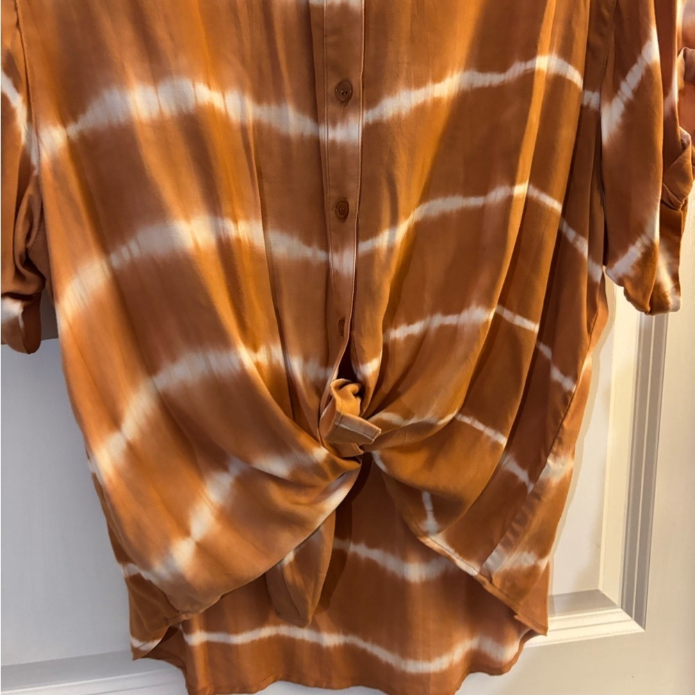 Women's Velvet Heart Rust Tie-Dye Button Front Blouse Sz XL - Picture 2 of 7